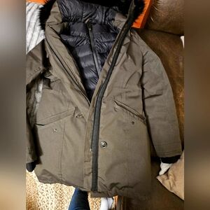 Ugg adinorak jacket size xs